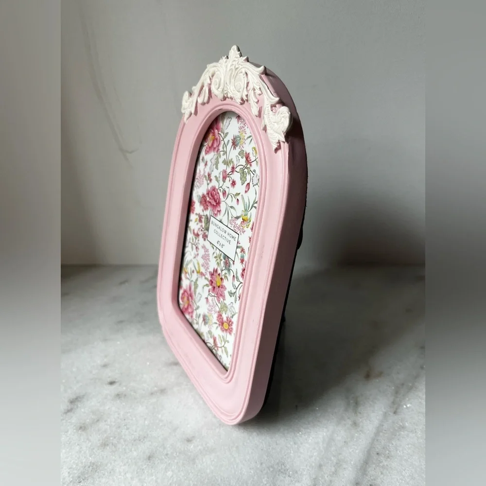 Pink Floral ornate Frame antique style for 4”x6” photo